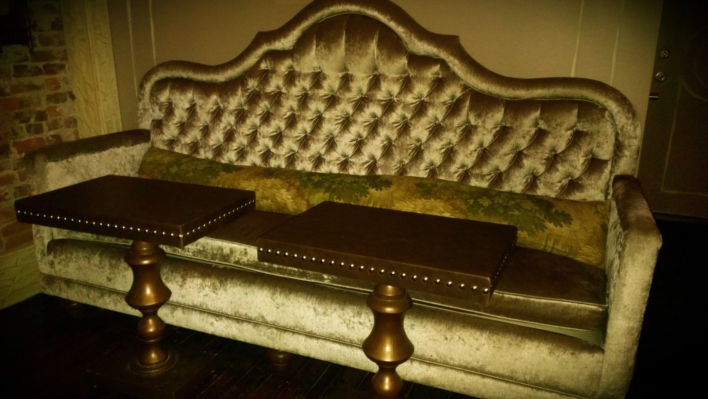 vintage furniture, sofa, antique sette