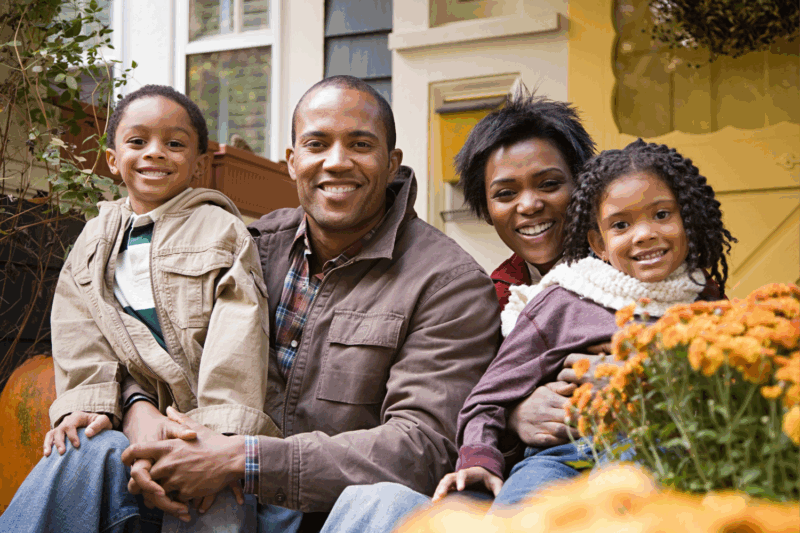 Capturing the Season: Why Fall is the Perfect Time for Family Photos