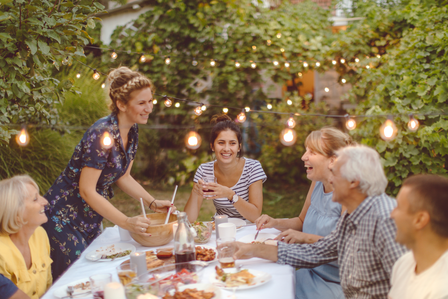 Planning an Outdoor Event? Here’s Everything You Need for Summer Success